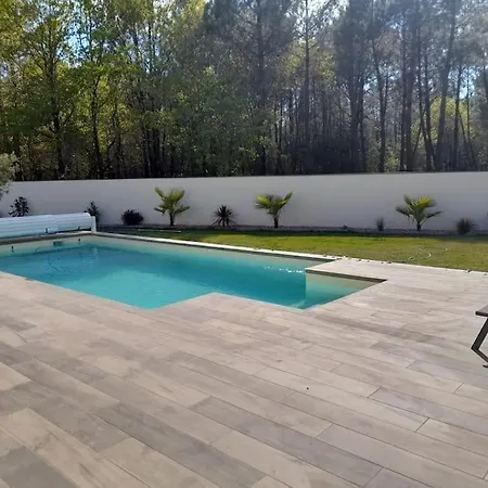 Au Calme Ocean Foret Avec Piscine Au Sel Et *