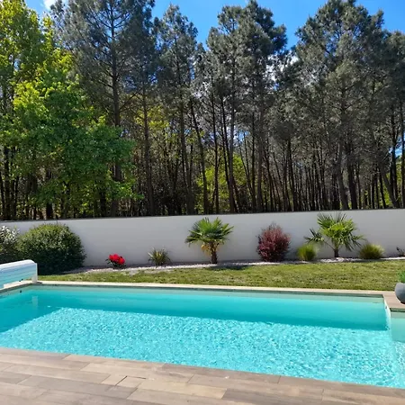 Au Calme Ocean Foret Avec Piscine Au Sel Et Homestay Hourtin